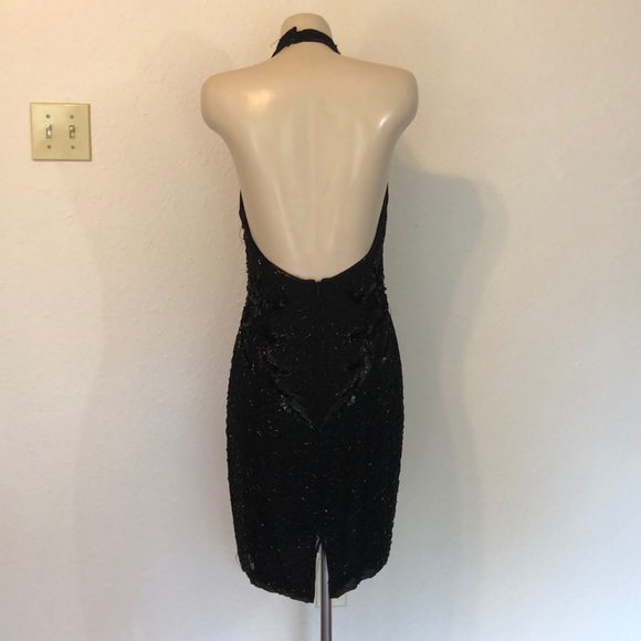 Beaded halter open back cocktail dress - Picture 4 of 7